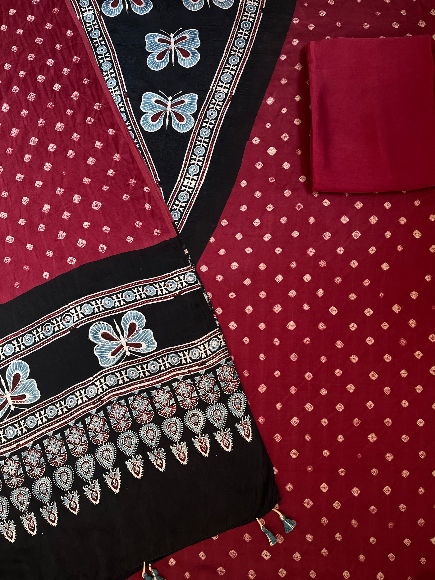 KAVERI : HANDMADE BANDHANI-AJRAKH MODAL SILK 3 PIECE SUIT SET