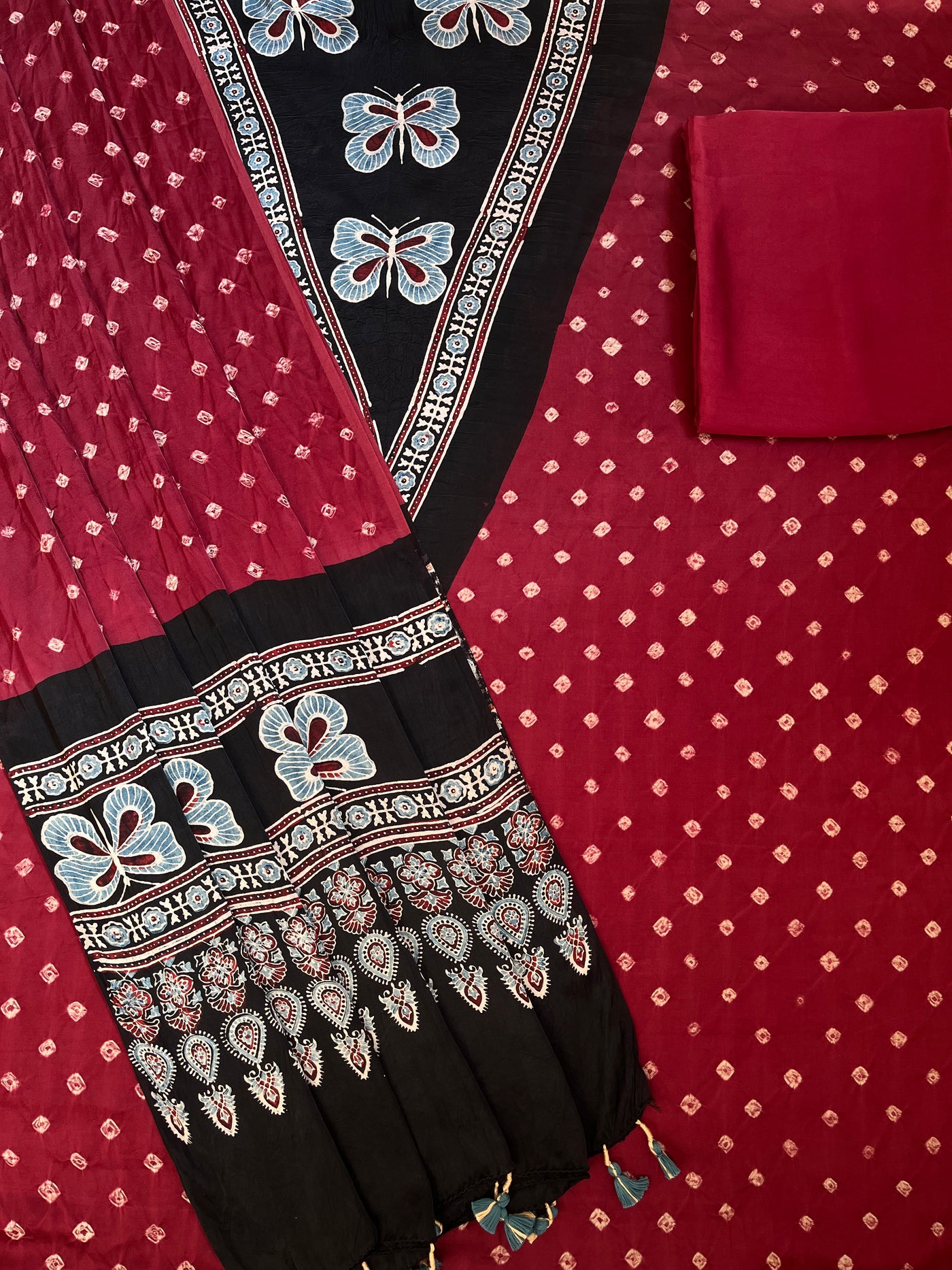 KAVERI : HANDMADE BANDHANI-AJRAKH MODAL SILK 3 PIECE SUIT SET