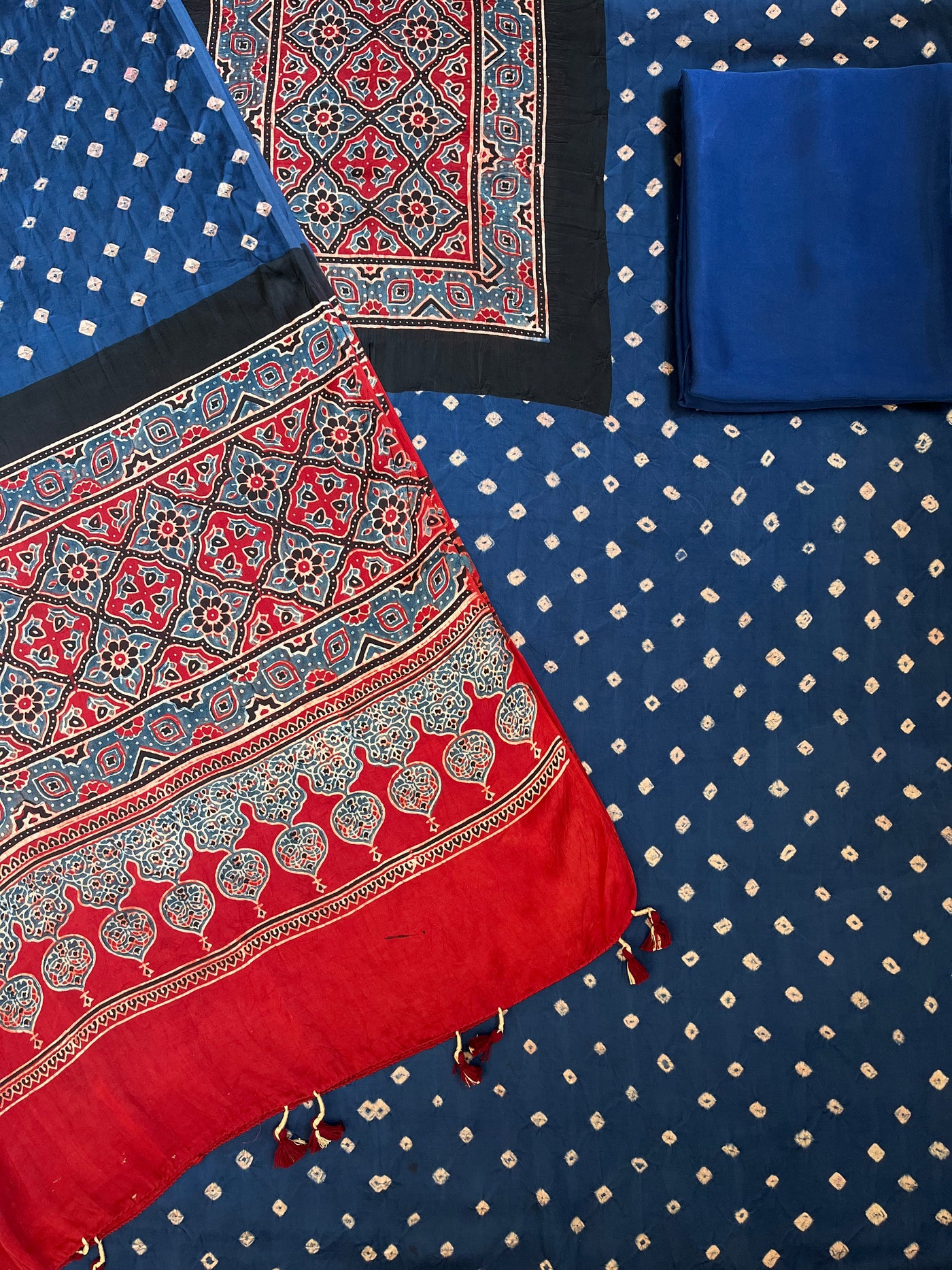 SANYUKTA : HANDMADE BANDHANI-AJRAKH MODAL SILK 3 PIECE SUIT SET