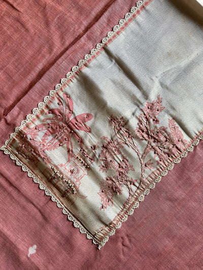 NANDITA: PEACH,JAMDANI MUSLIN 3 PIECE SUIT SET WITH NECK EMBROIDERY