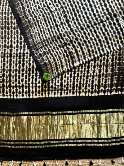 BLACK&WHITE:HANDMADE TIE&DYE MODAL SILK SAREE WITH TISSUE PALLU