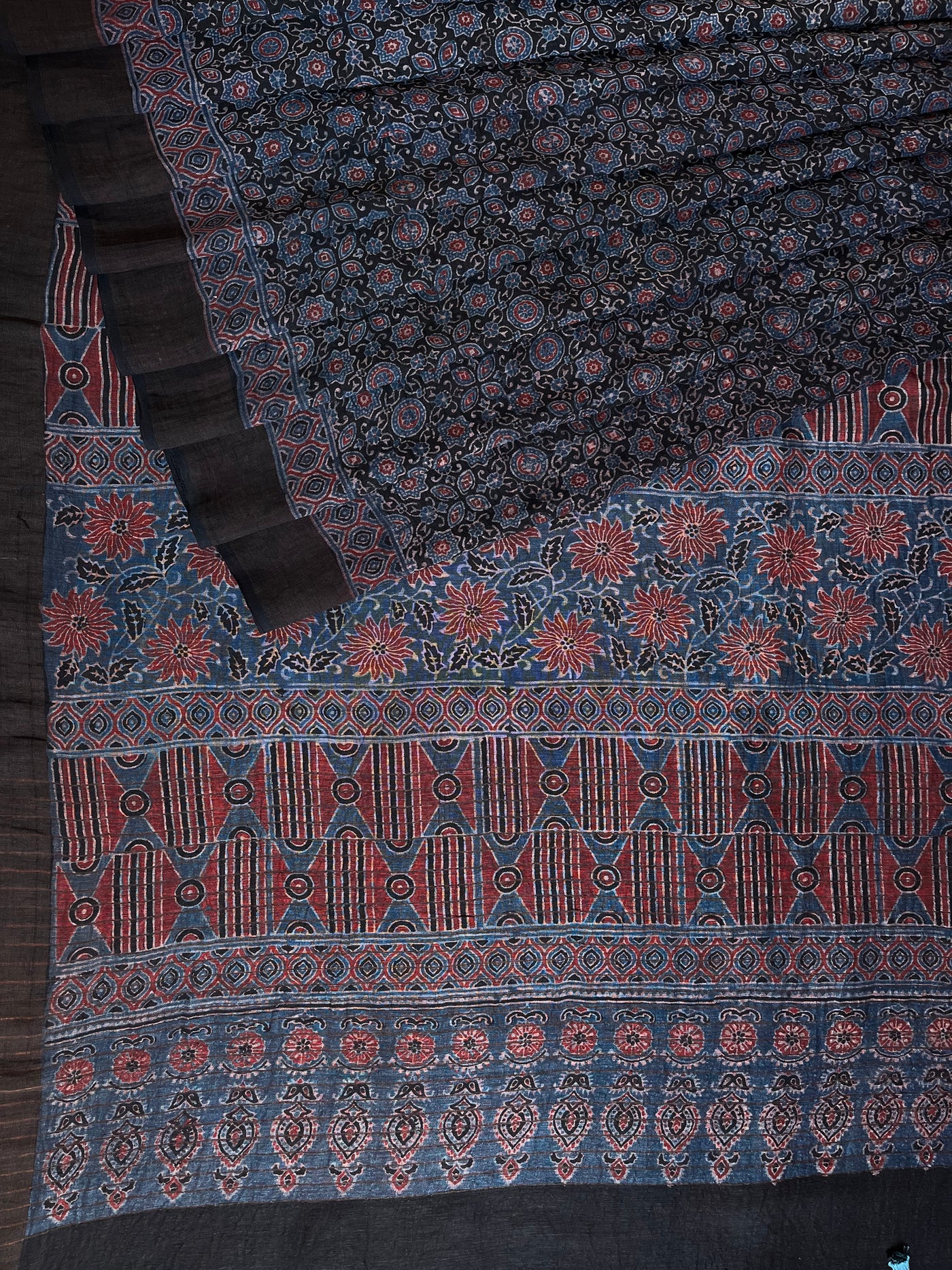 BHAIRAVI :HANDBLOCK AJRAKH PURE SILK-LINEN SAREE