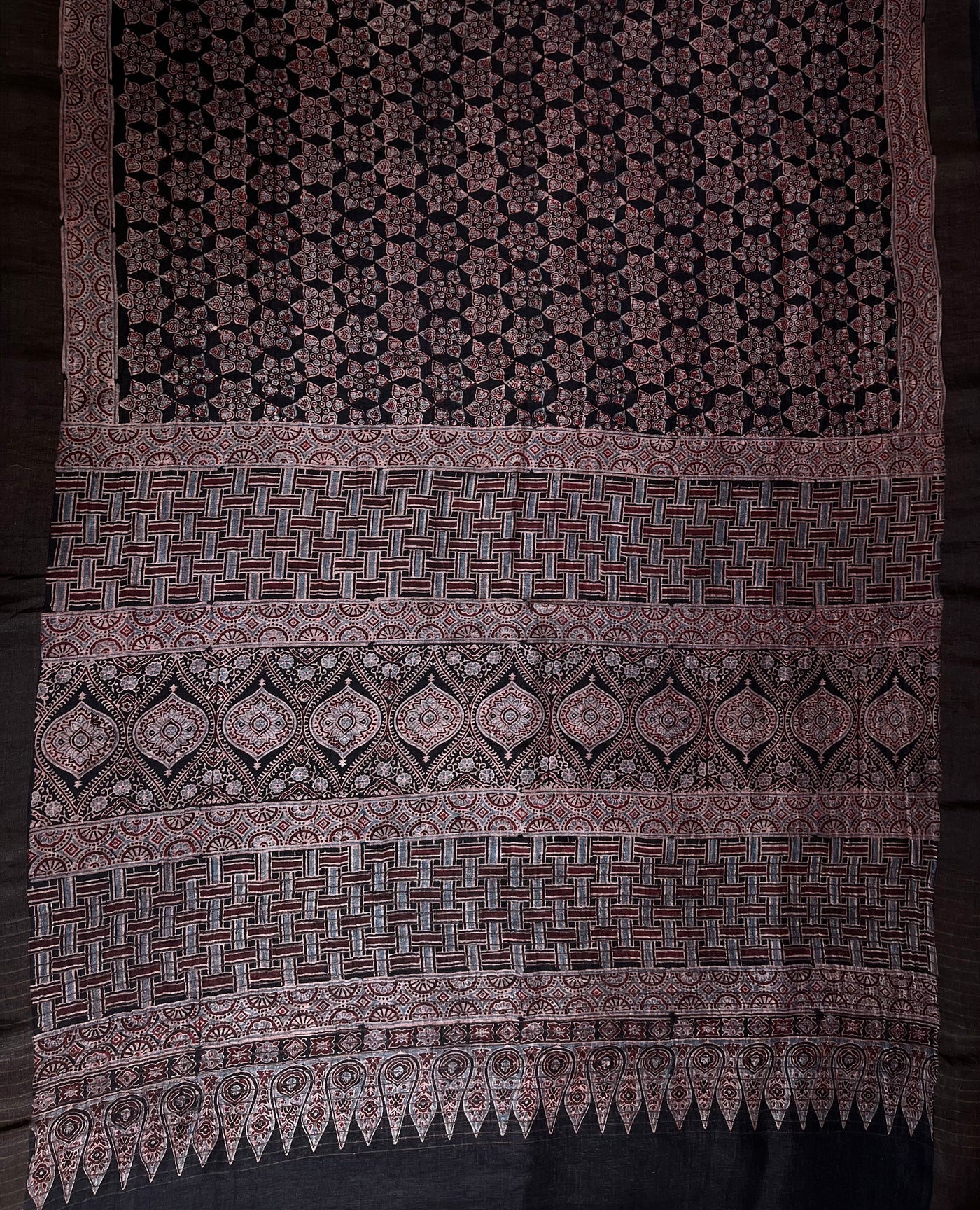 RAGINI :HANDBLOCK AJRAKH PURE SILK-LINEN SAREE