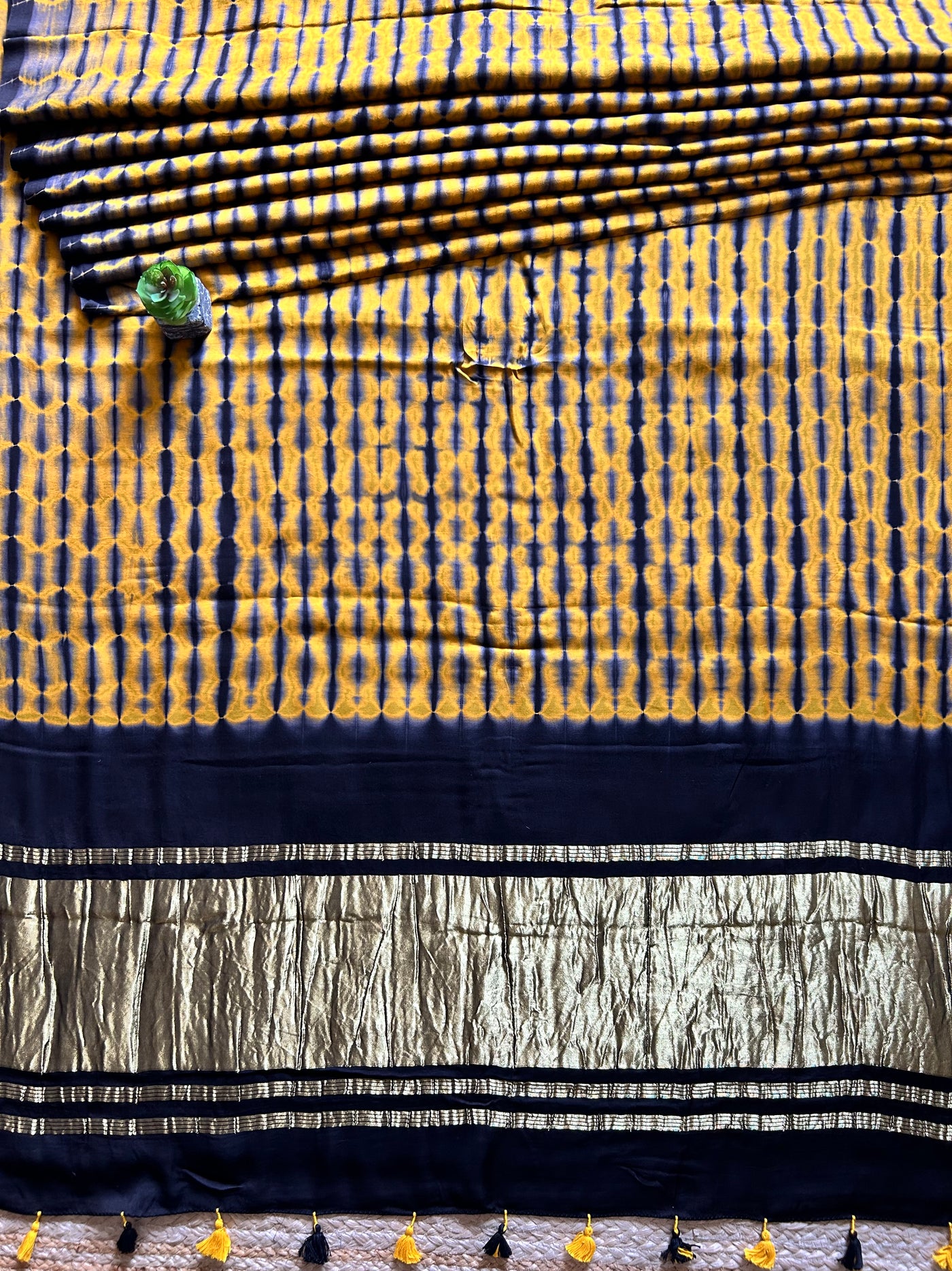 EK SITARA: HANDMADE TIE&DYE MODAL SILK SAREE WITH TISSUE PALLU