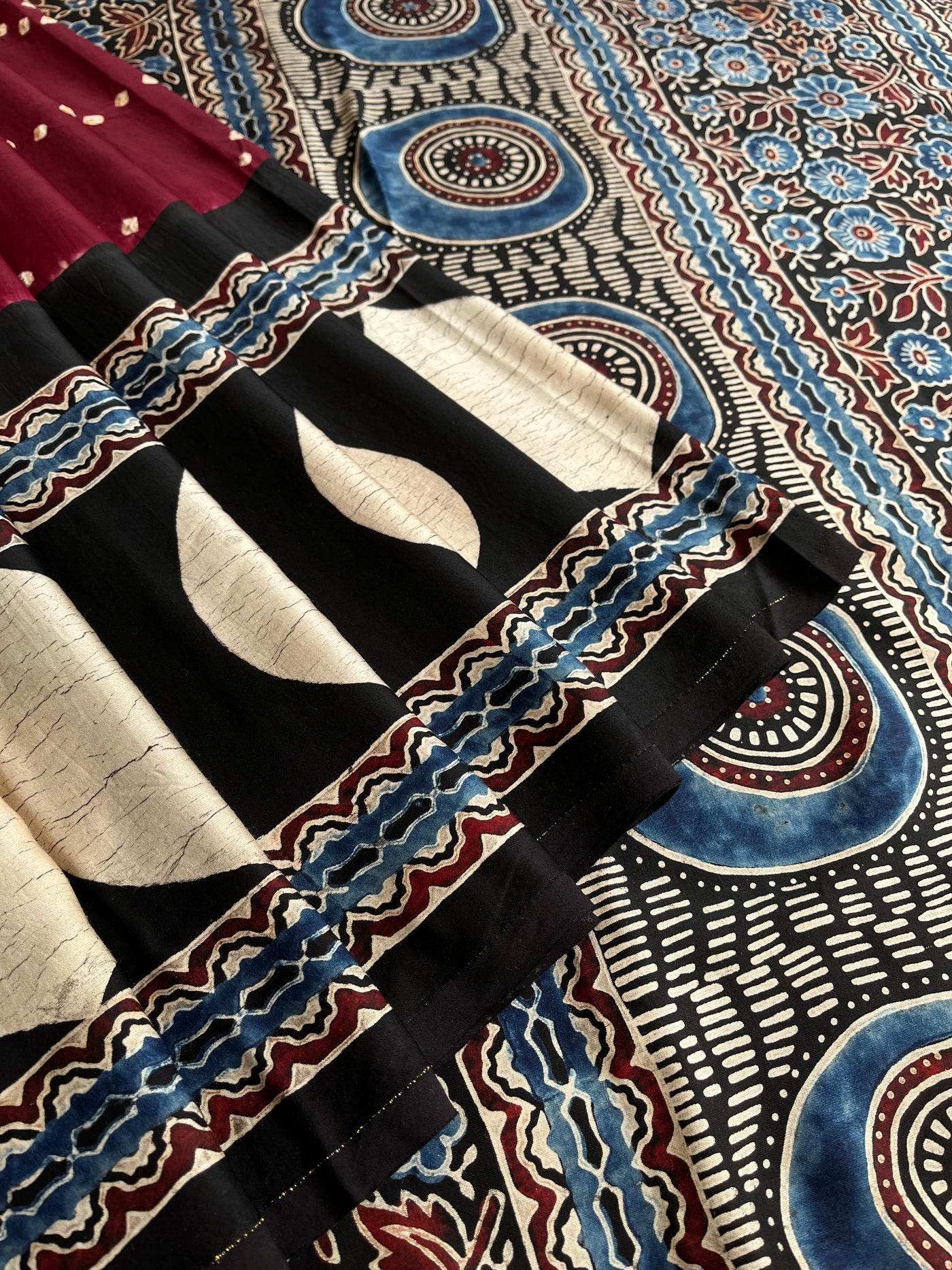 Meera : HANDMADE BANDHANI AJRAKH MODAL SILK SAREE