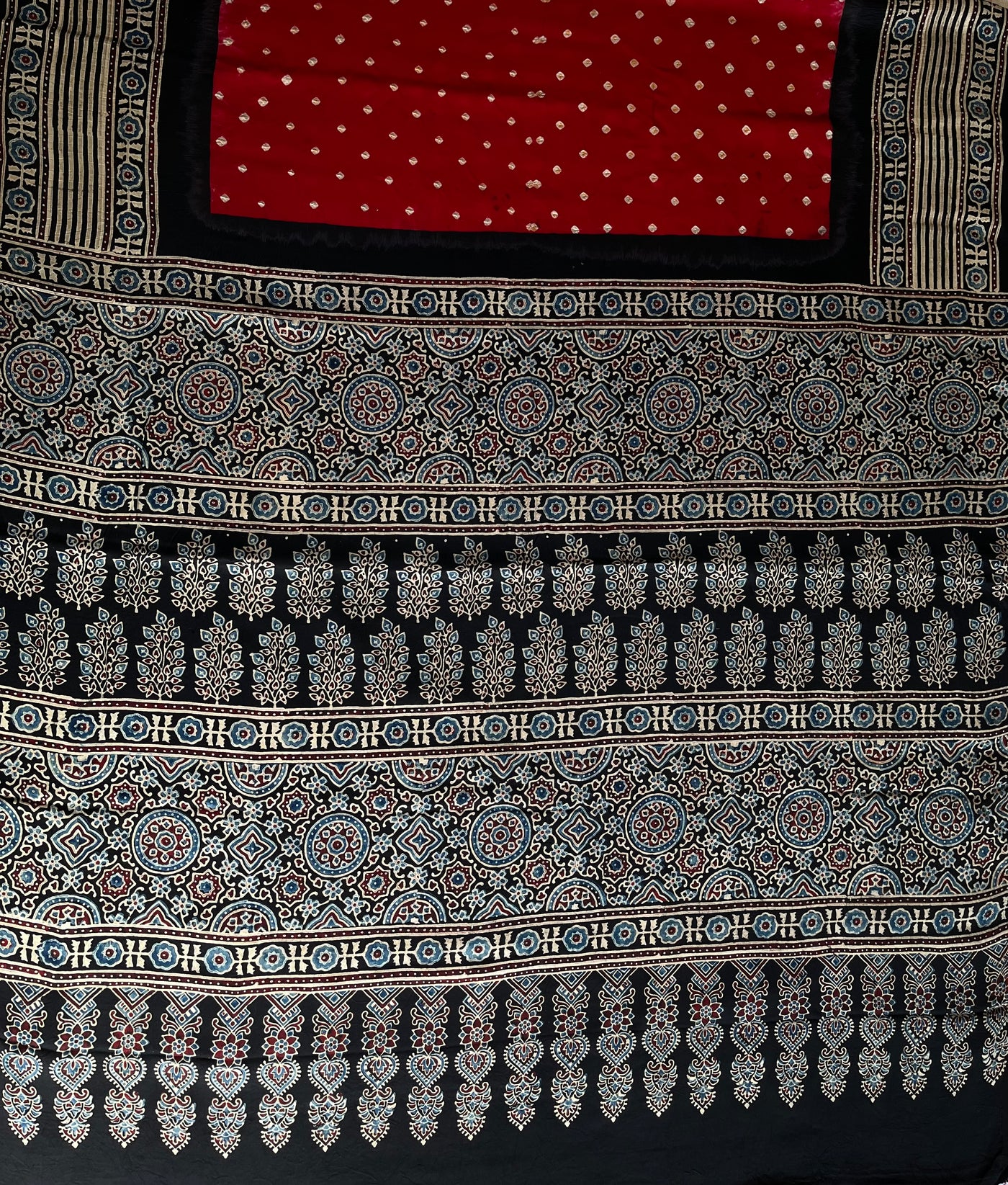 Nazrana: HANDMADE BANDHANI AJRAKH MODAL SILK SAREE