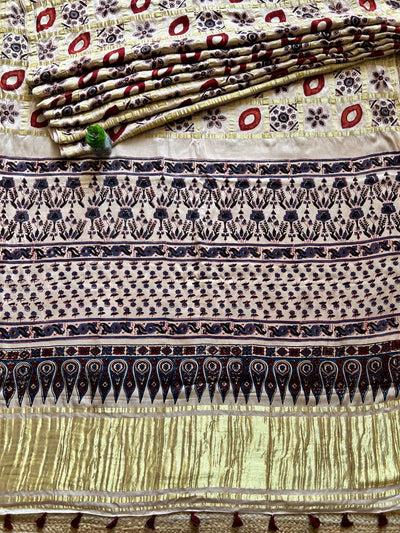 KIARA:CREAM,HANDBLOCK AJRAKH MODAL SILK GHARCHOLA SAREE