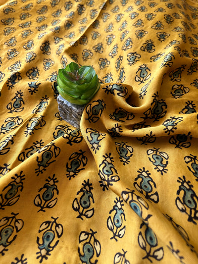 KIRAN:YELLOW,HANDBLOCK AJRAKH MODAL SILK GHARCHOLA SAREE