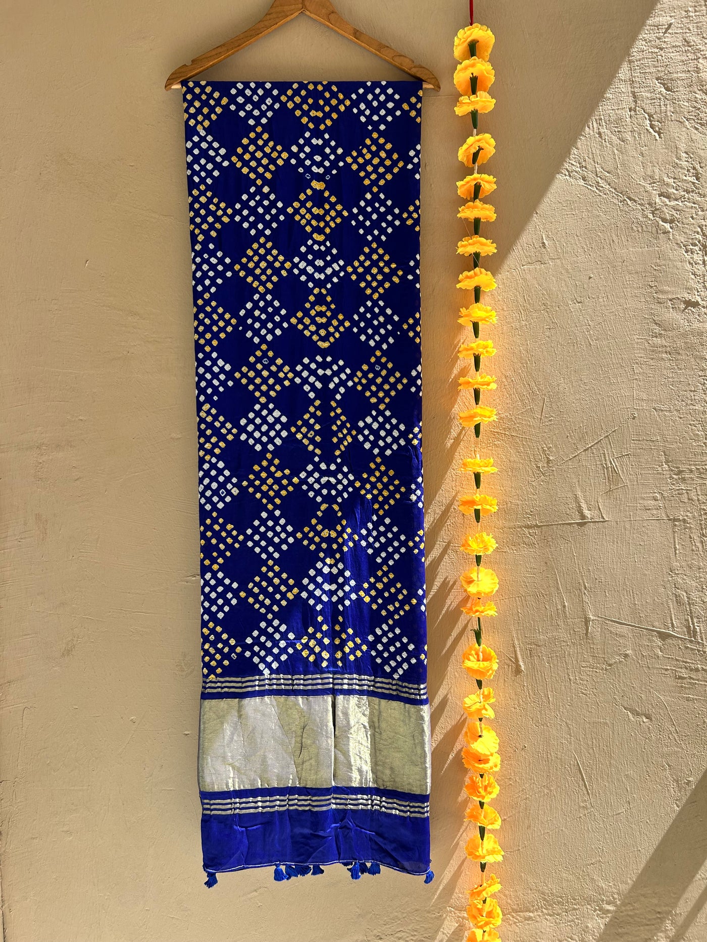 NEEL:BANDHEJ PREMIUM MODAL SILK DUPATTA