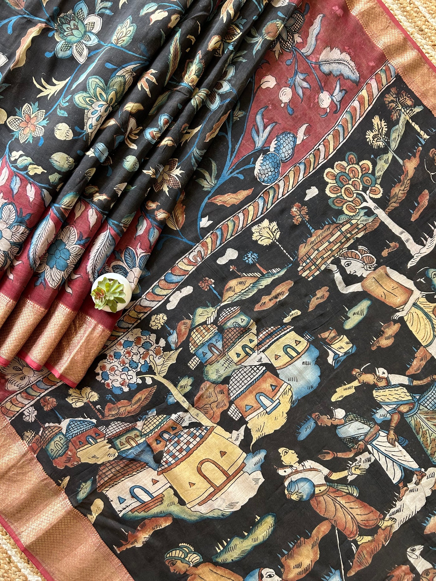 Sugandh : Handloom Maheshwari Pen Kalamkari Saree by