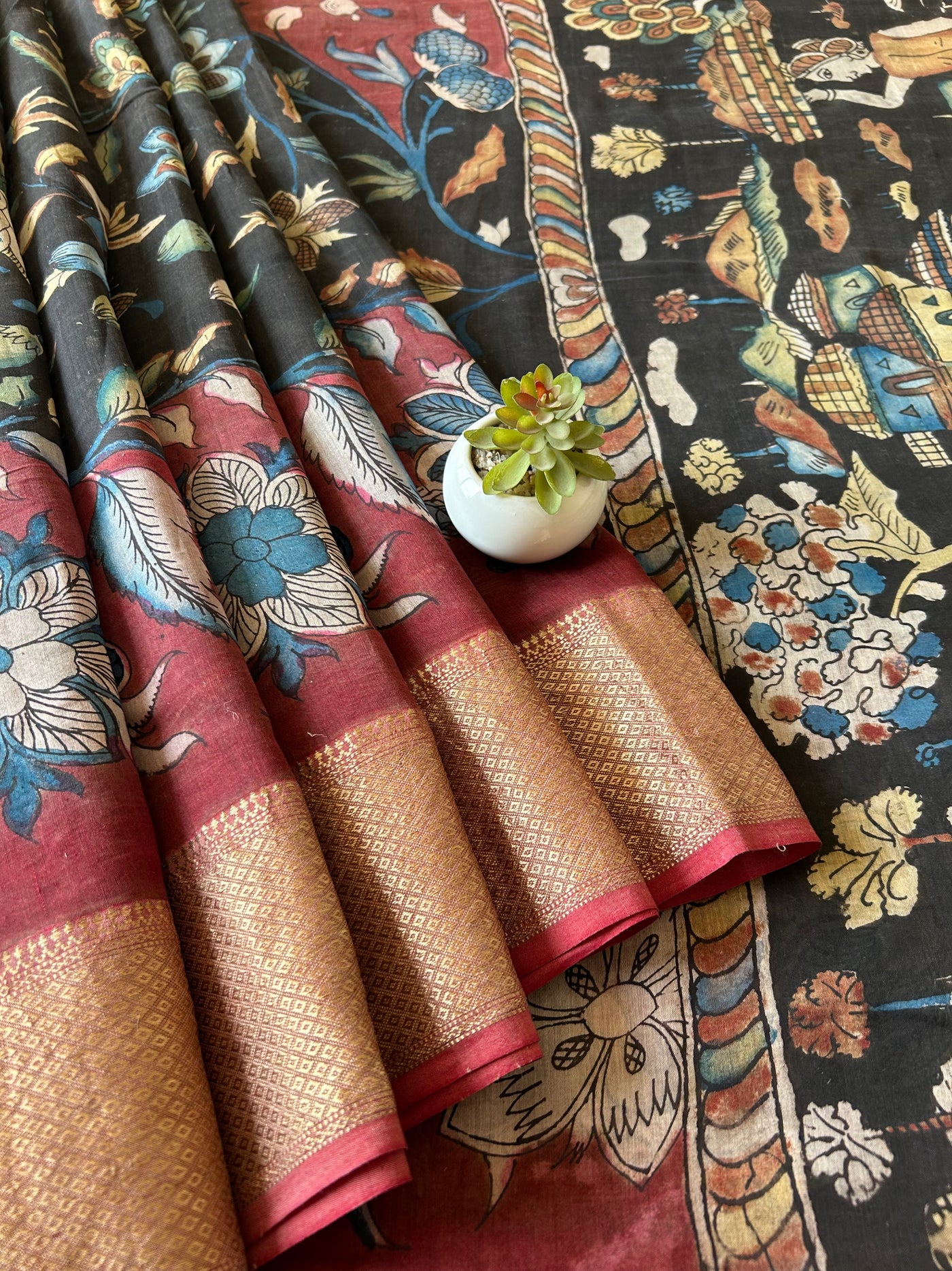 Sugandh : Handloom Maheshwari Pen Kalamkari Saree by