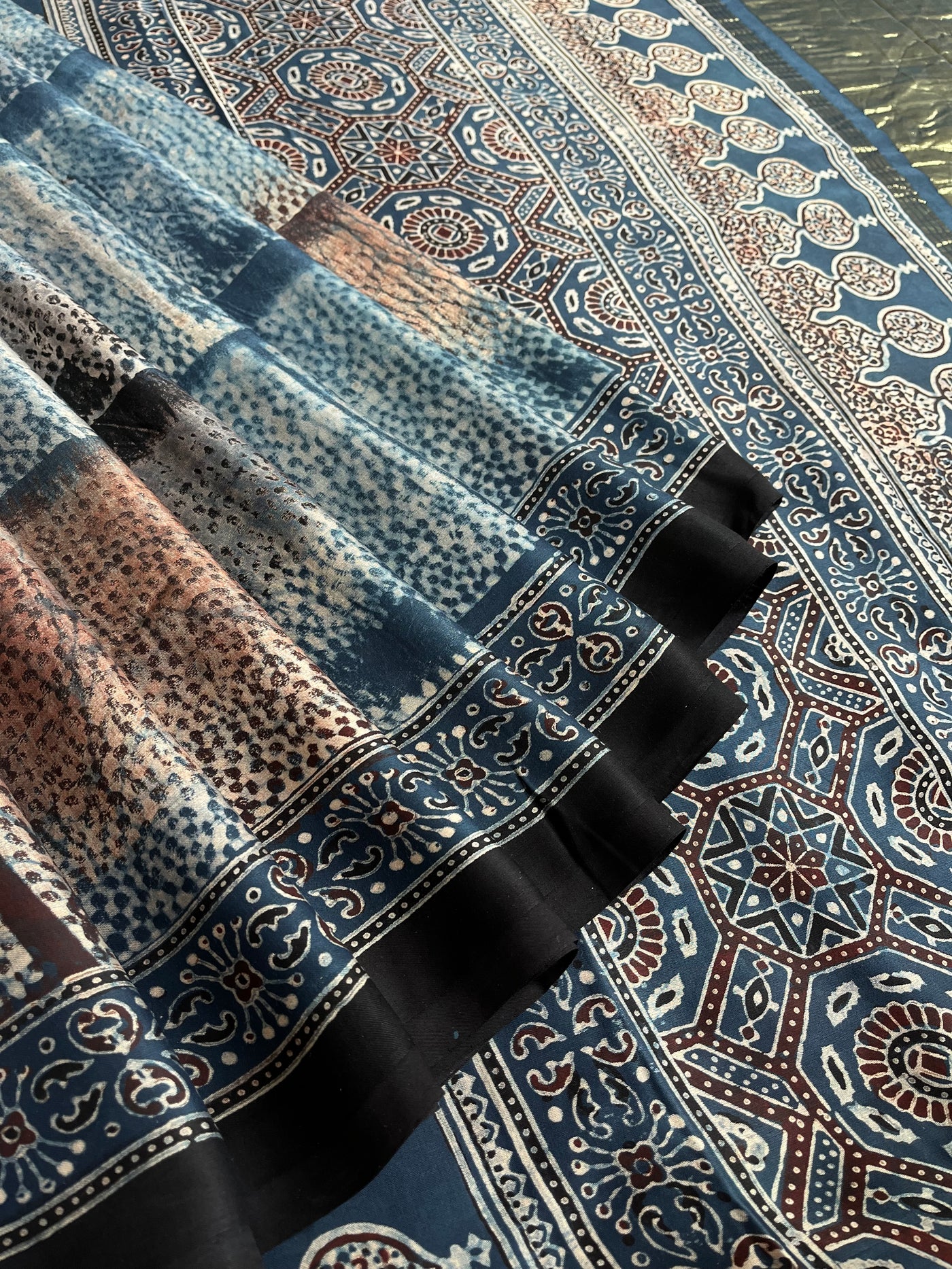 PAKIZA: Handblock Modal Silk Tissue Ajrakh Saree