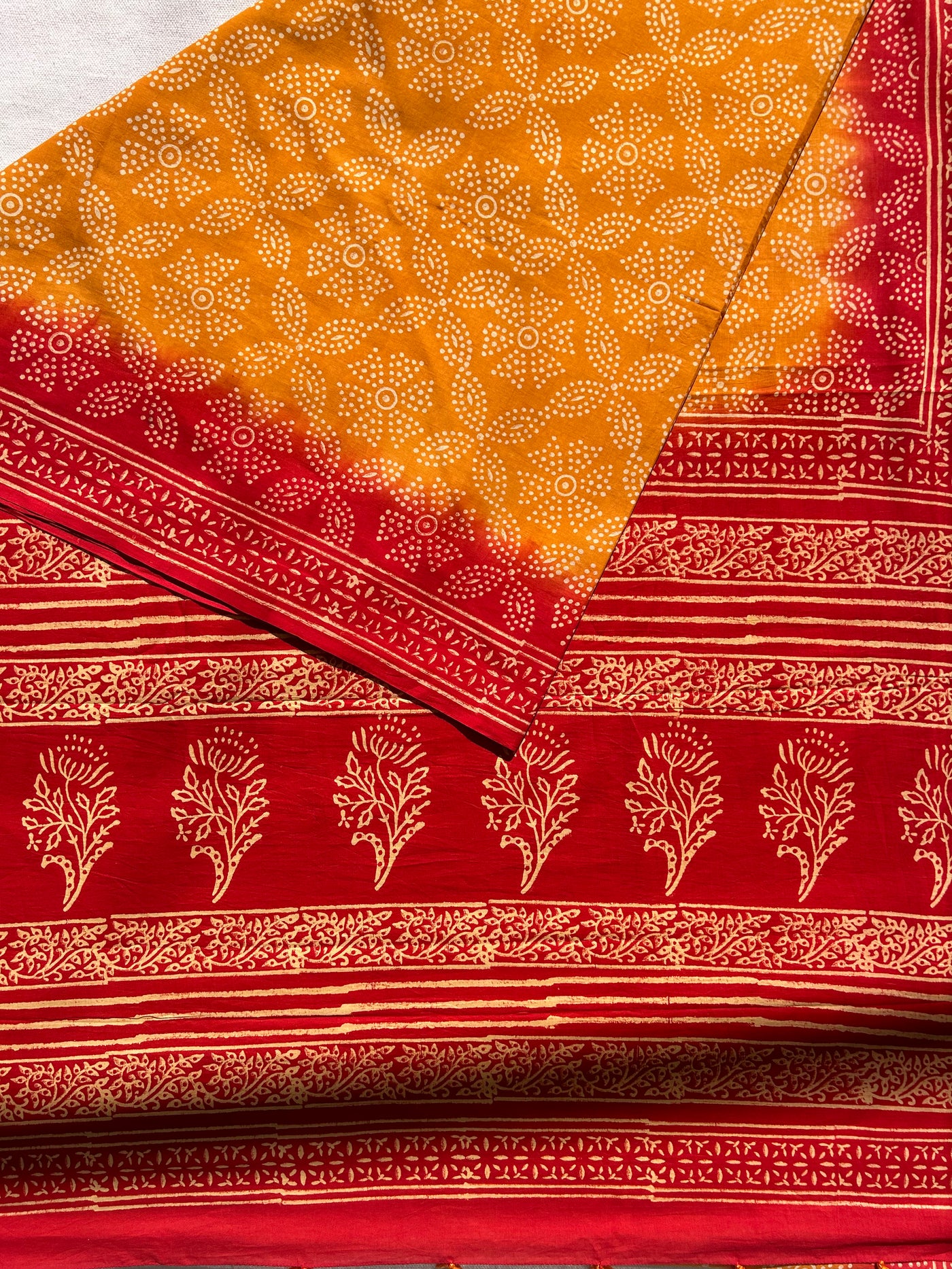 FIZA:Handmade Mul Cotton Saree