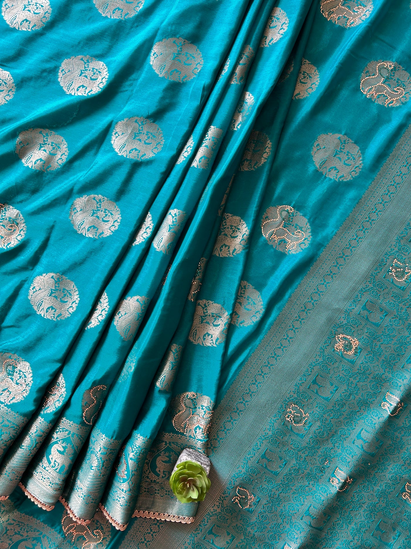 ROOPA:PARTY WEAR CHINIYA SILK BANARASI SAREE