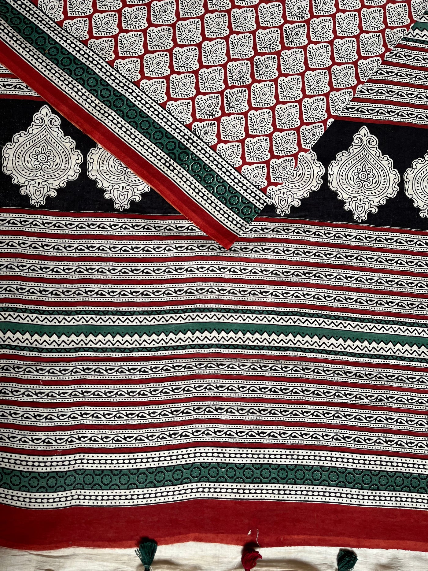 NISHA:Handmade Mul Cotton Saree