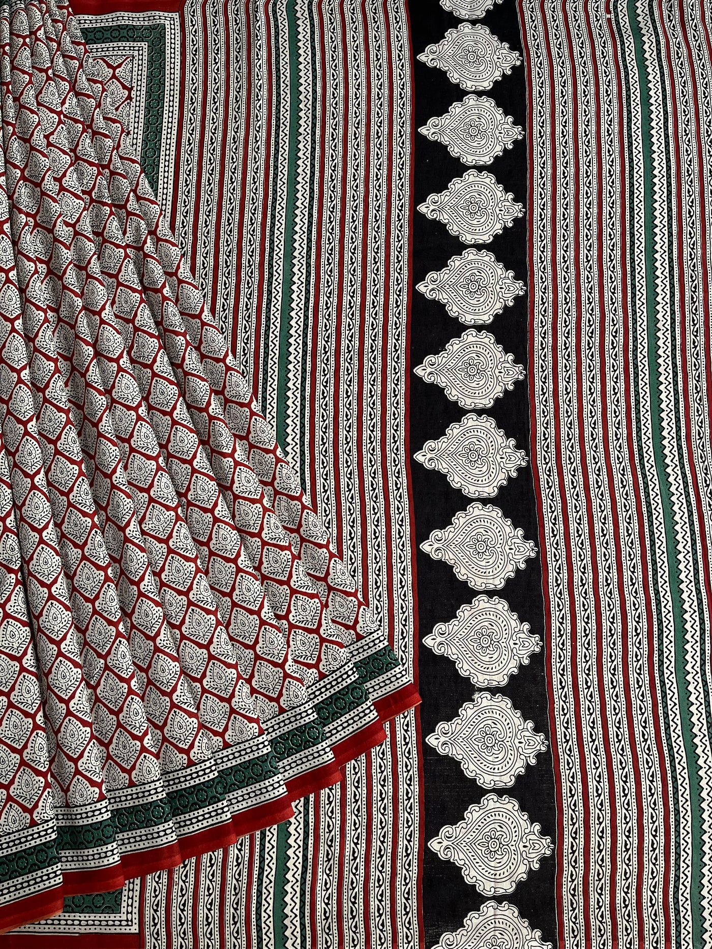 NISHA:Handmade Mul Cotton Saree