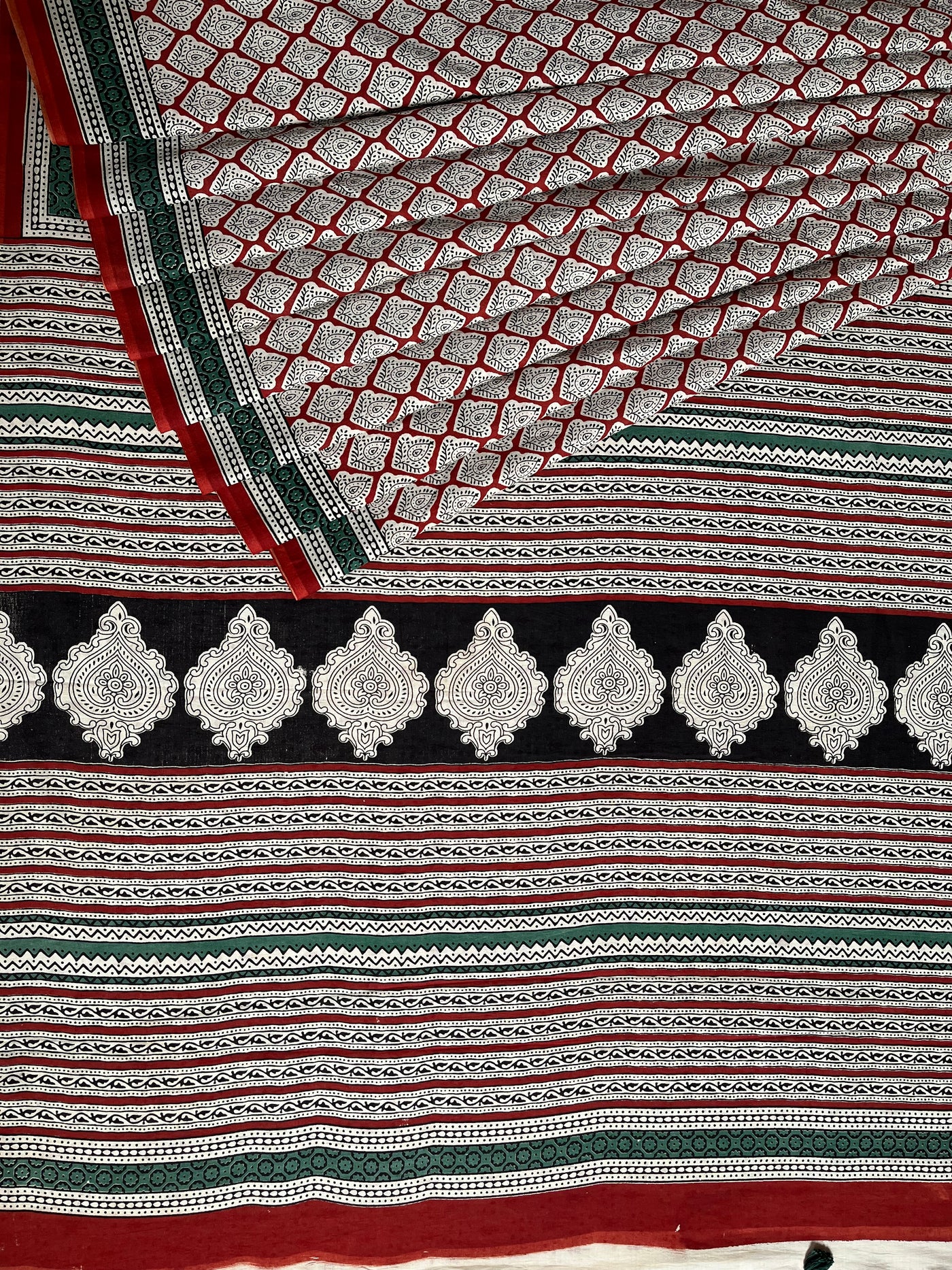 NISHA:Handmade Mul Cotton Saree