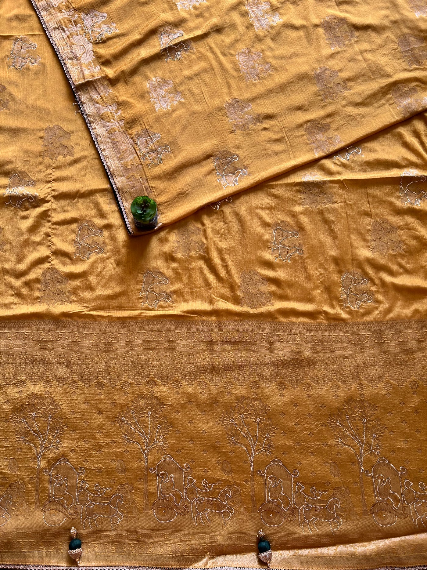 NOORANI:PARTY WEAR CHINIYA SILK BANARASI SAREE