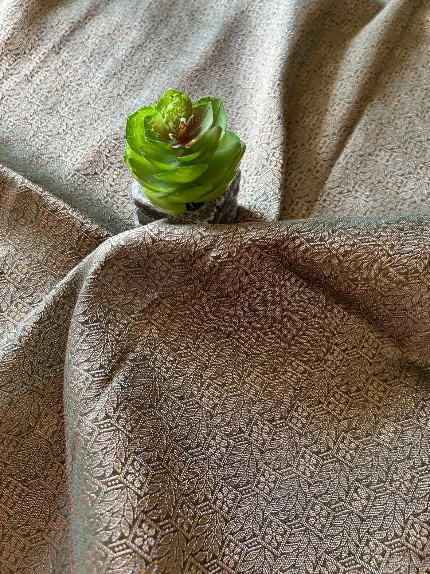 NOORANI:PARTY WEAR CHINIYA SILK BANARASI SAREE