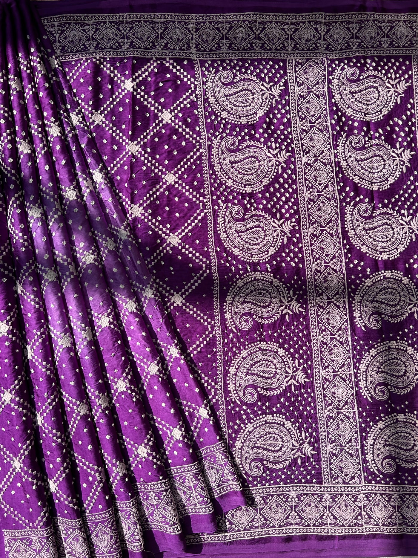 MASAKALI : Handmade Bandhni Modal Silk Saree With Thread Embroidery Work