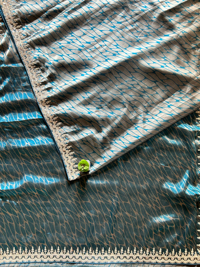 KASAVI: PARTYWEAR DIGITAL PRINTED TISSUE ORGANZA SAREE WITH EMBROIDERY.