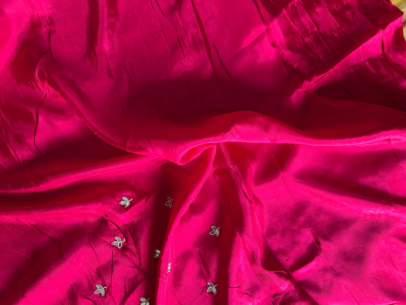 DAZZLING DIVA: PARTYWEAR TISSUE ORGANZA SAREE WITH HAND EMBROIDERY.