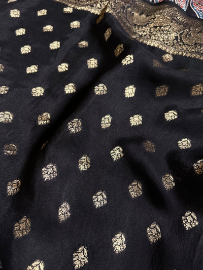 ARUNA:HANDBLOCK AJRAKH DOLA SILK SAREE WITH MEENAKARI PALLU