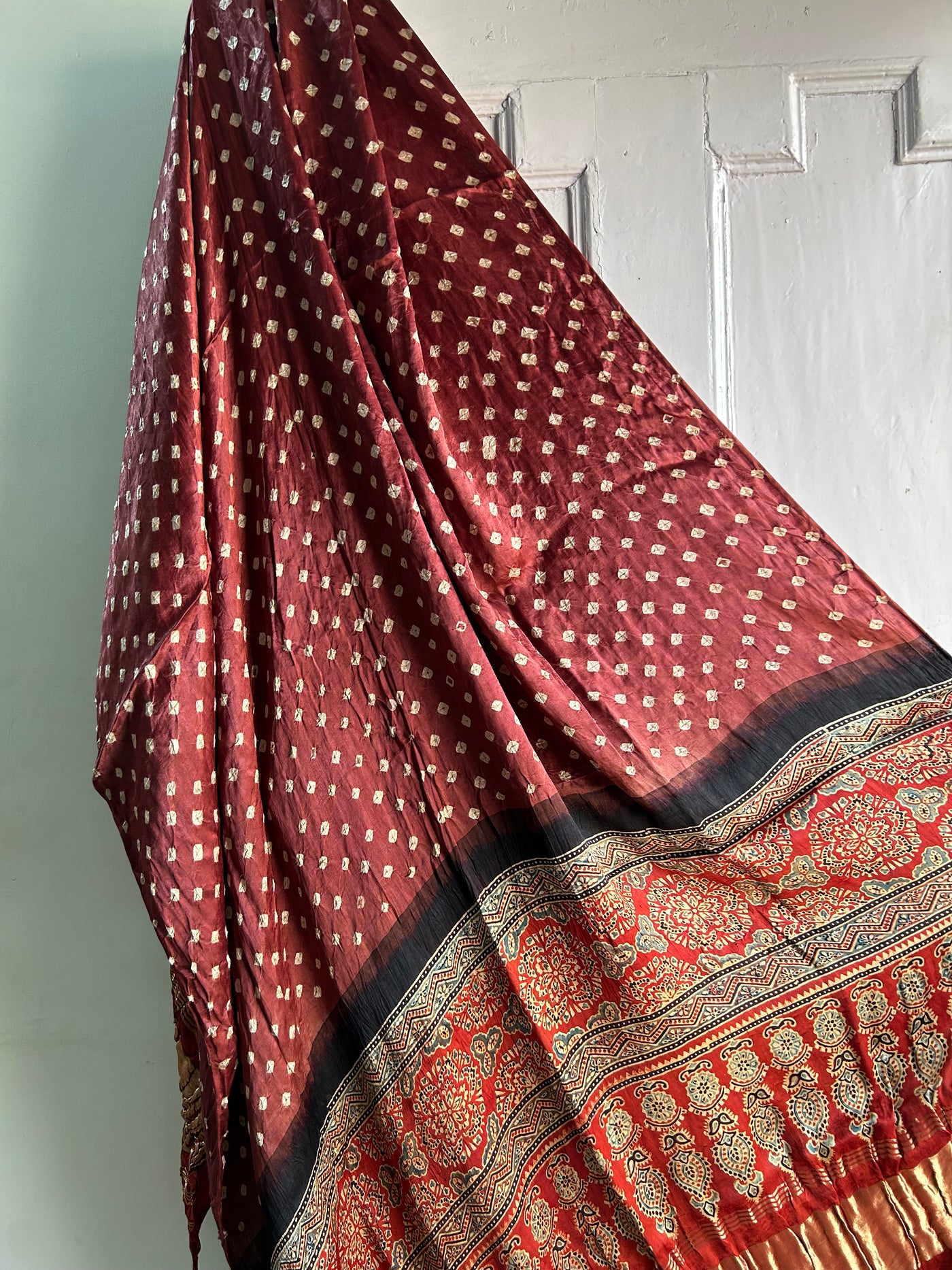 SHAGUN : AJRAKH BANDHEJ PREMIUM MODAL SILK DUPATTA