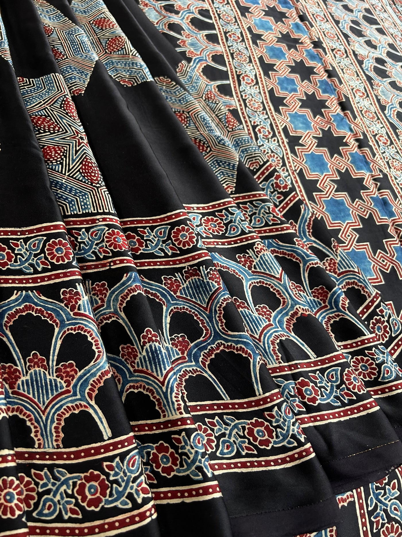 GUNJA: MADDER,HANDBLOCK AJRAKH MODAL SILK SAREE