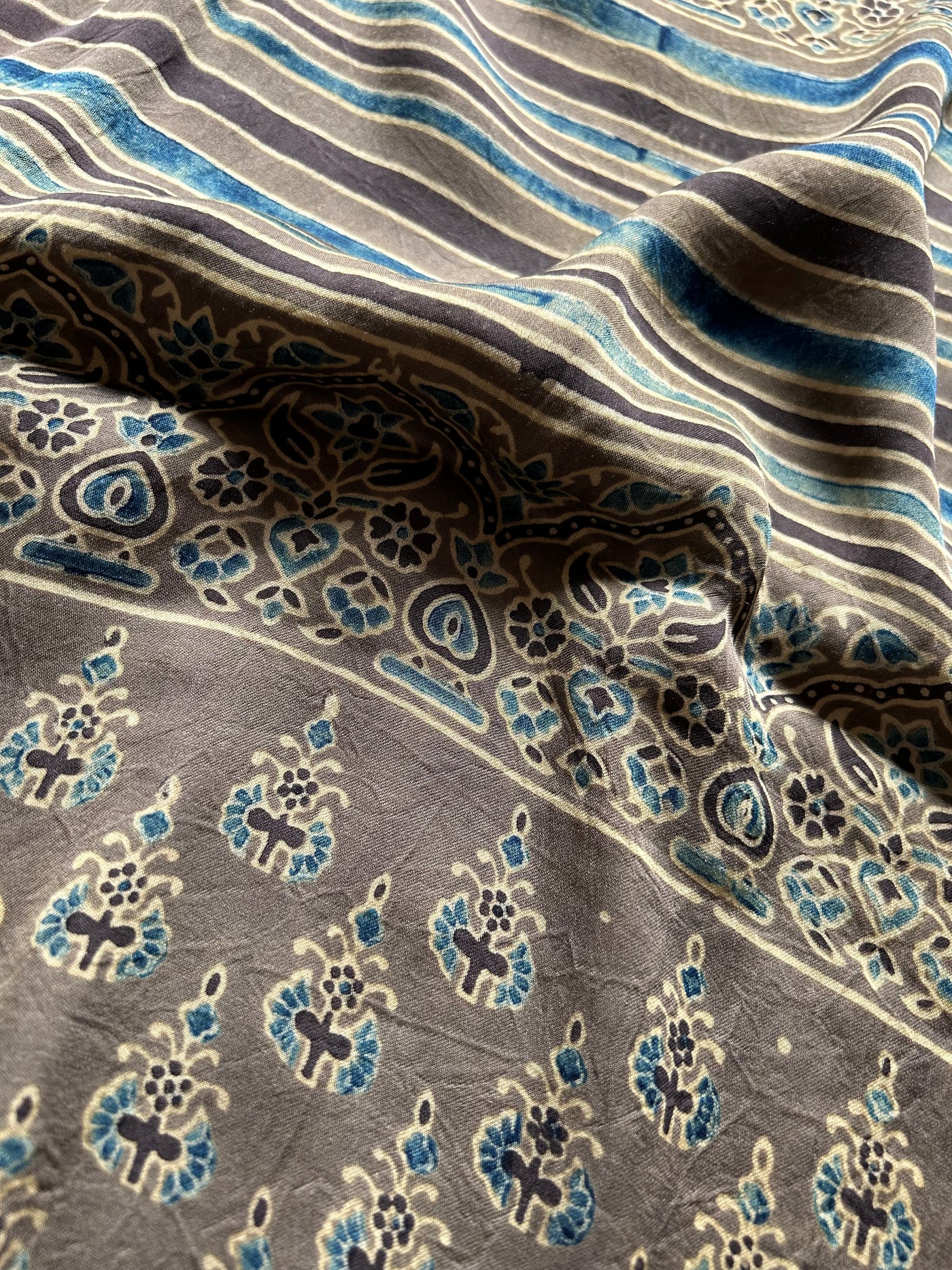 Nazrana: AJRAKH BANDHEJ MODAL SILK SAREE