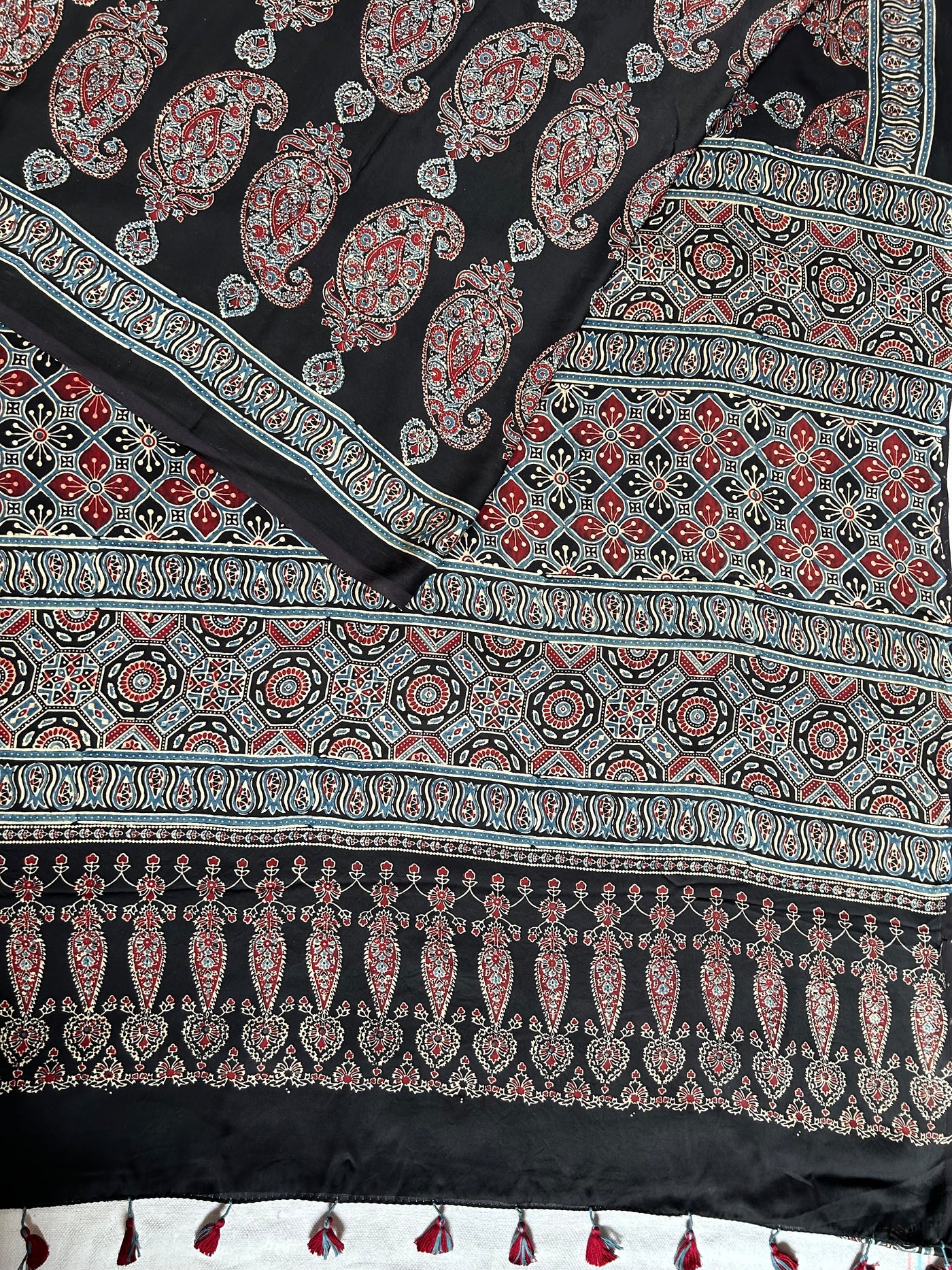 KAMAL NAIN:HANDBLOCK AJRAKH MODAL SILK SAREE