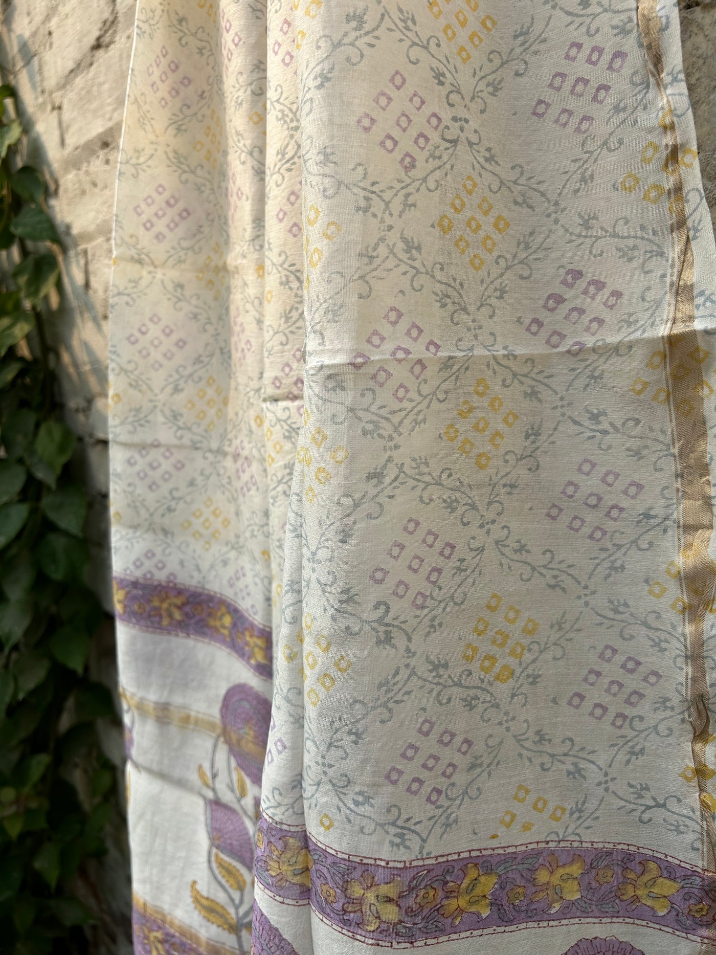 MANNAT:Handblock Printed Silk-Cott Chanderi Dupatta