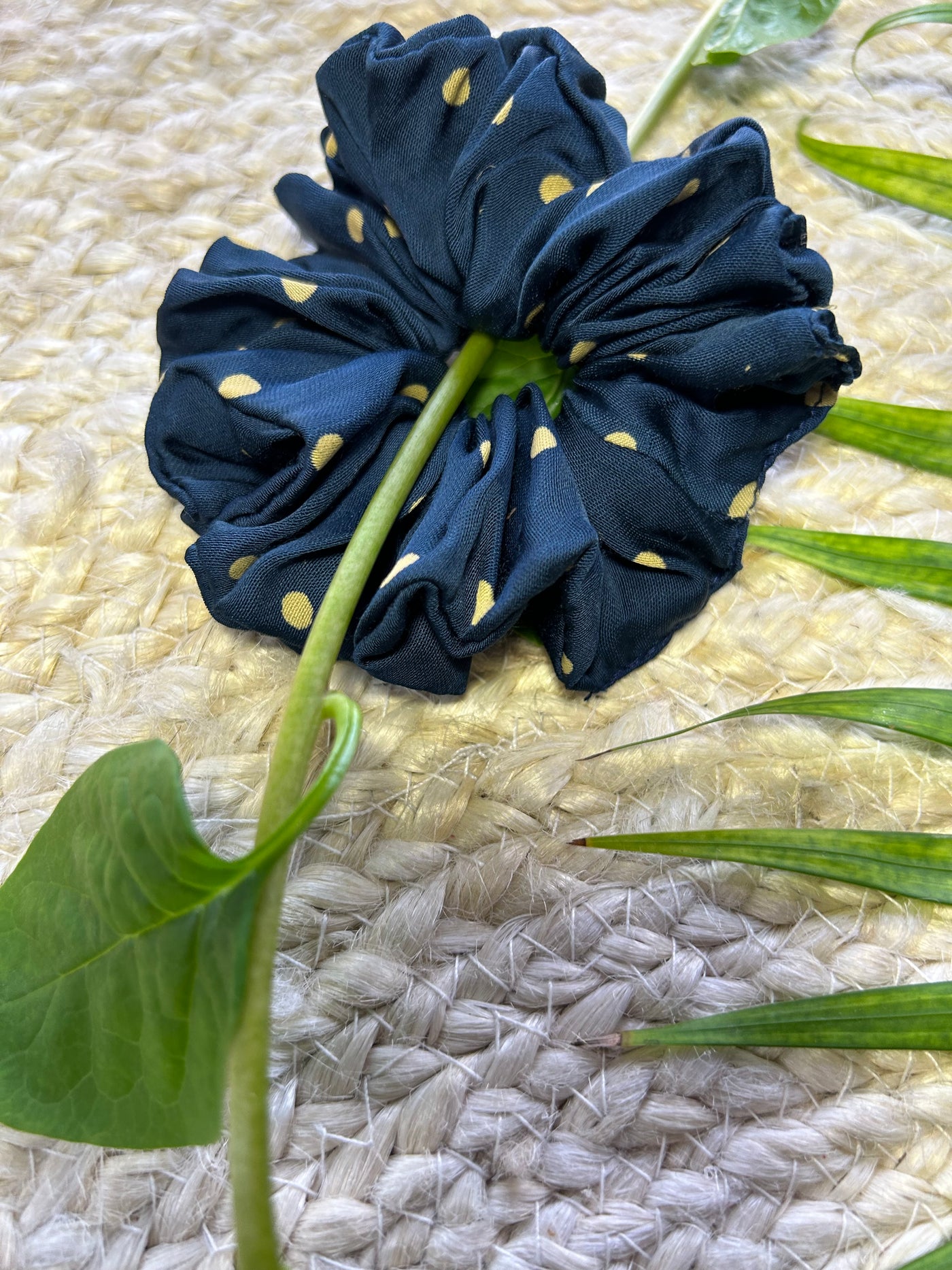 REVATI: SCRUNCHIES