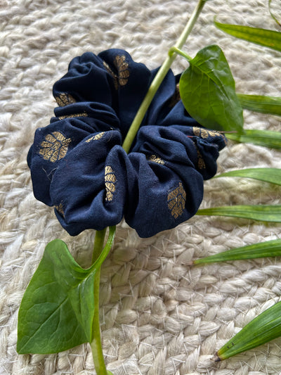 SHEHZADI : SCRUNCHIES