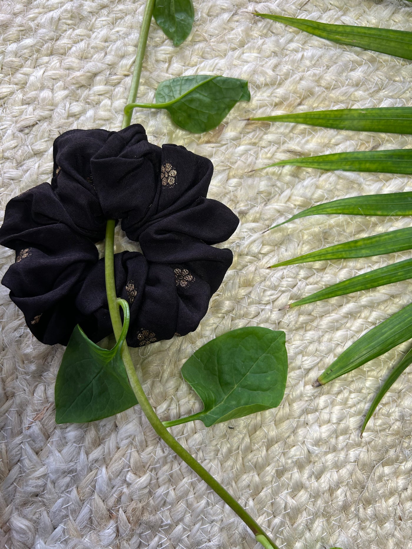 TIM TIM SITARE: SCRUNCHIES