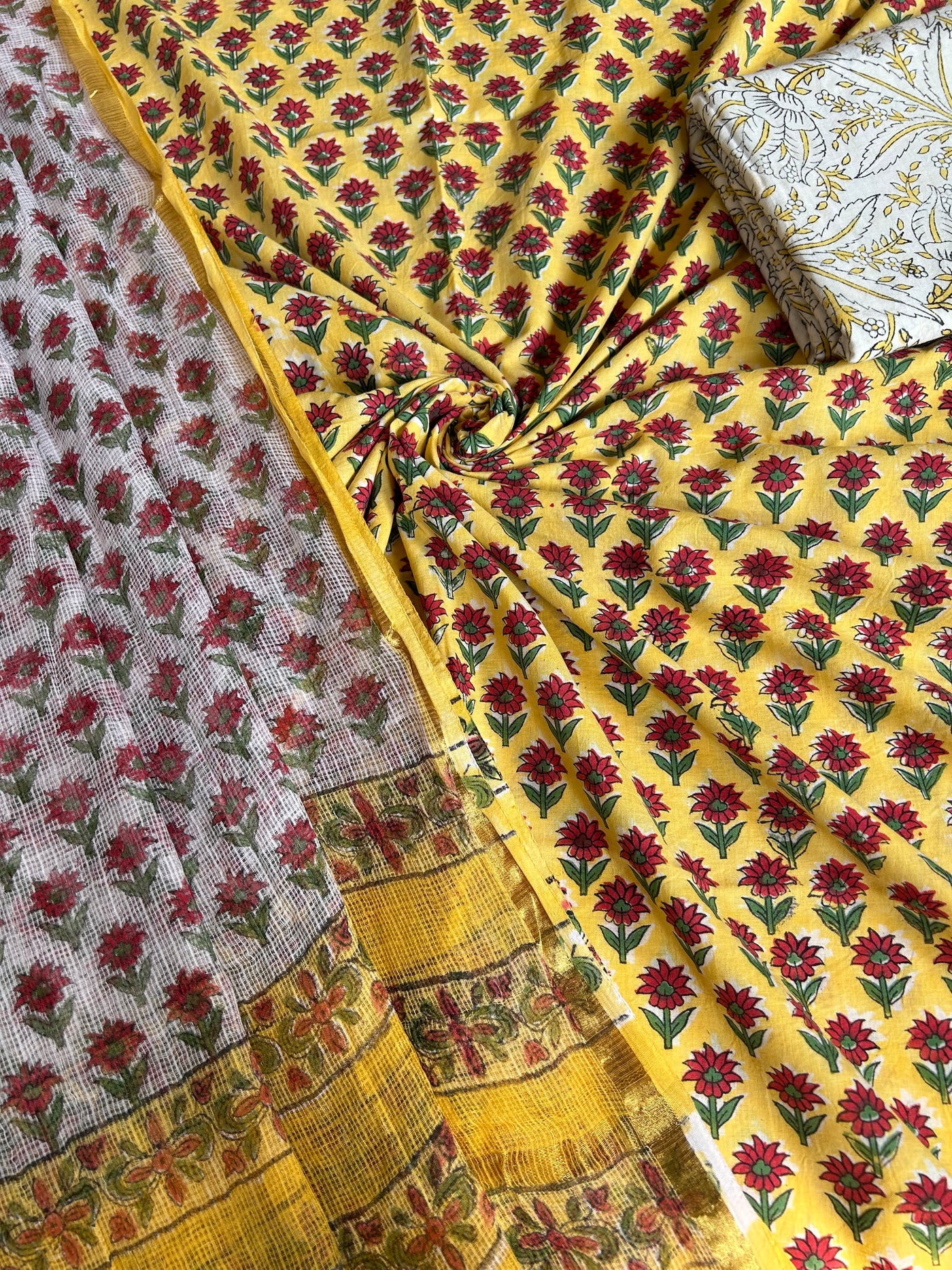 NISHA: HANDBLOCK BAGRU PRINTED COTTON 3 PIECE SUIT SET WITH DORIA DUPATTA