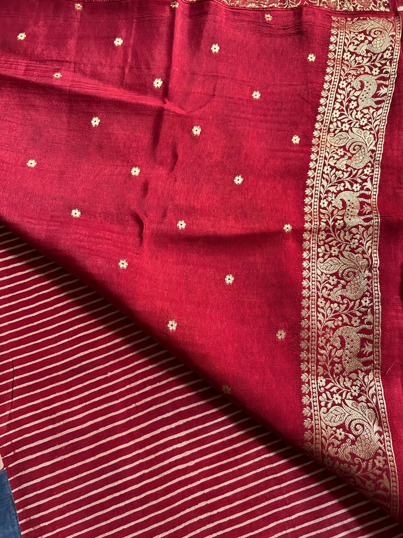 SHRUTI:Handblock Dola Silk Ajrakh Saree