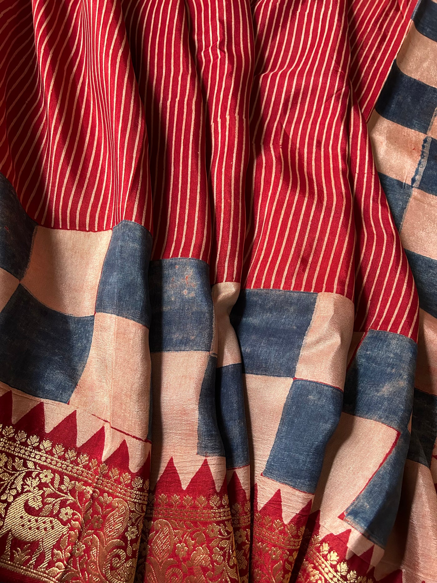 SHRUTI:Handblock Dola Silk Ajrakh Saree