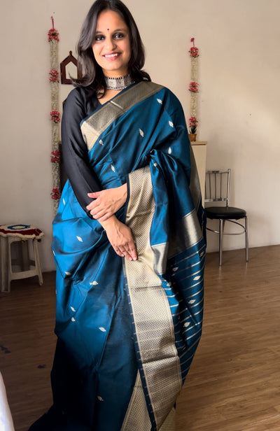 HEMA: Handloom Silk-Cott Maheshwari Saree With Zari Border