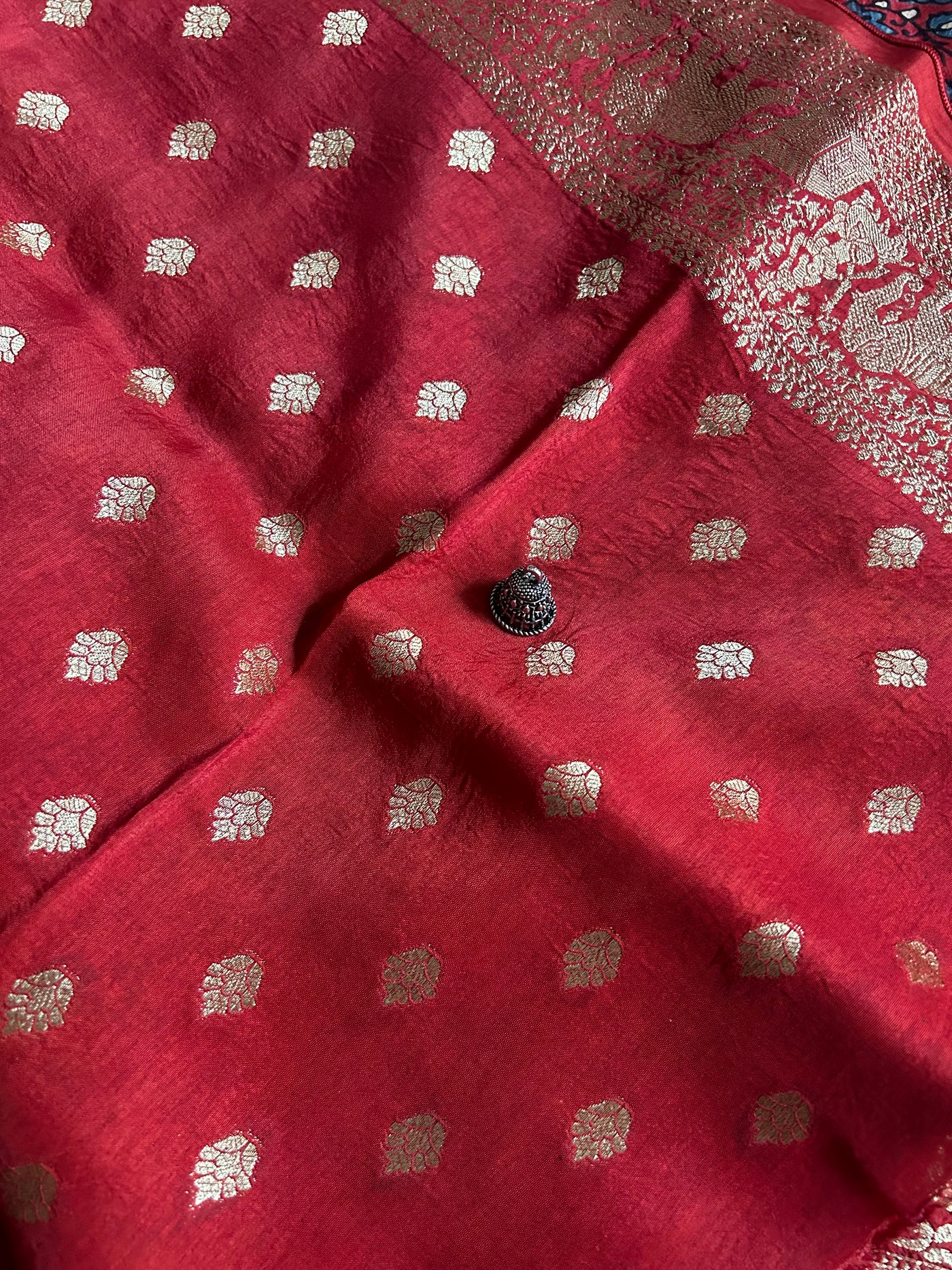 KALYANI:Premium Dola Silk Meenakari Pallu Ajrakh Saree