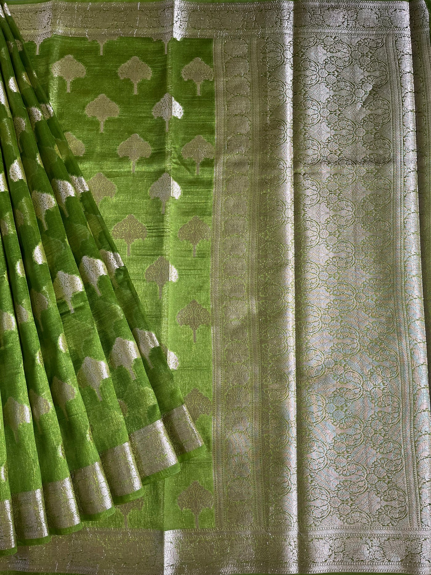 PARIJAT : HEENA GREEN, WEDDING WEAR BANARASI CHANDERI SILK SAREE