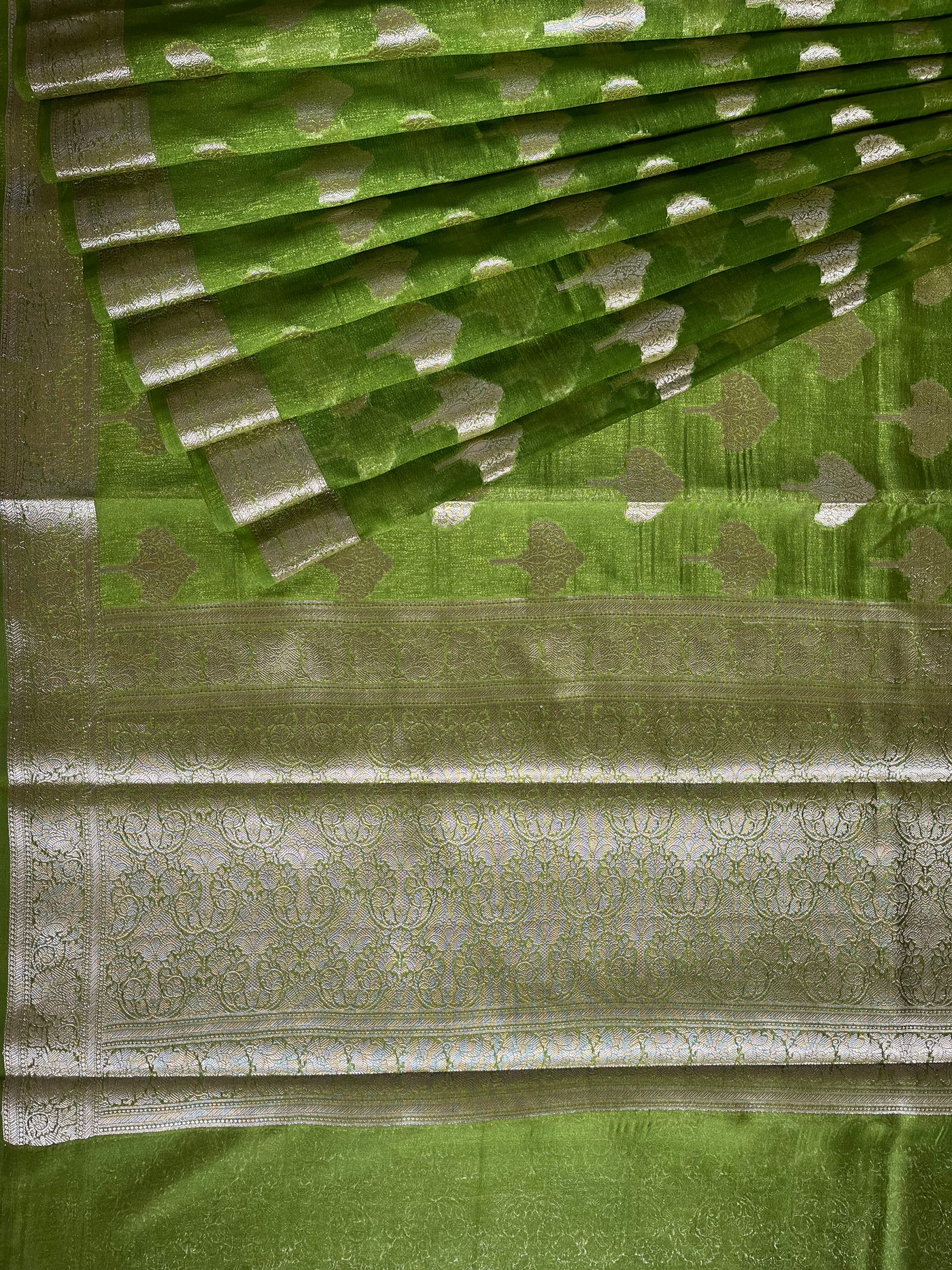 PARIJAT : HEENA GREEN, WEDDING WEAR BANARASI CHANDERI SILK SAREE