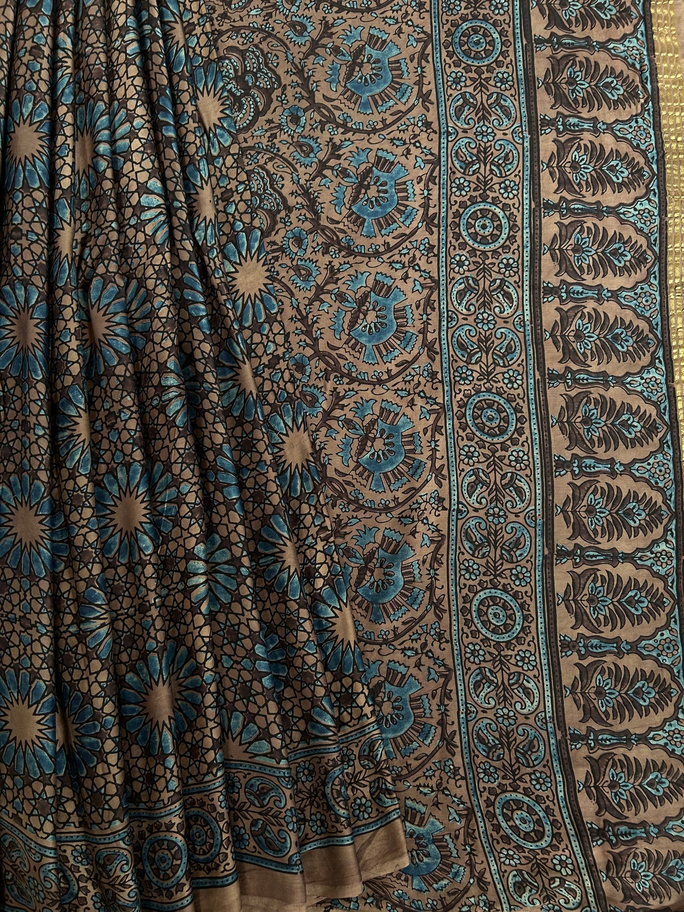 SANAYA:HANDBLOCK AJRAKH MODAL SILK SAREE WITH TISSUE PALLU