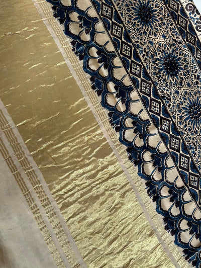 Sparkling light:BLACK,HANDBLOCK AJRAKH MODAL SILK SAREE WITH TISSUE PALLU