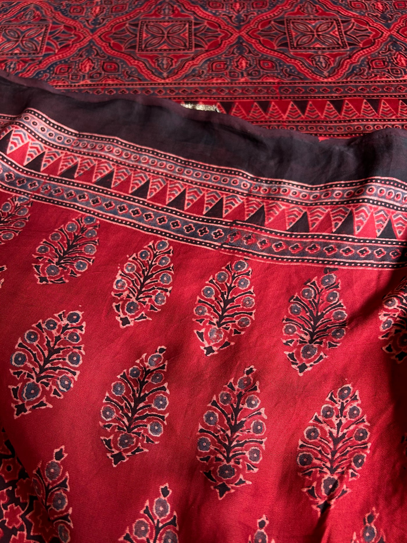 GOPI: MODAL SILK TISSUE AJRAKH