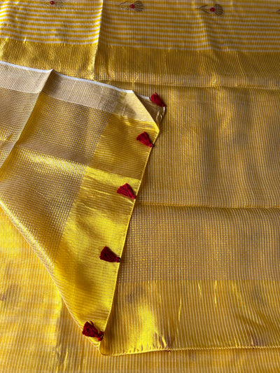 SHAGUN: HANDLOOM PURE SILK CHANDERI SAREE WITH EK NALIYA BOOTA