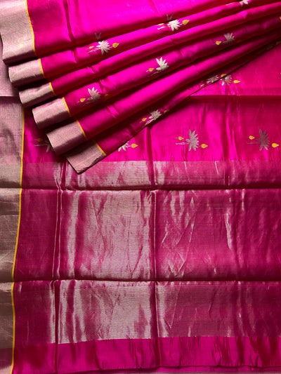 Raj Kamal: HANDLOOM PURE SILK CHANDERI SAREE WITH EK NALIYA BOOTA