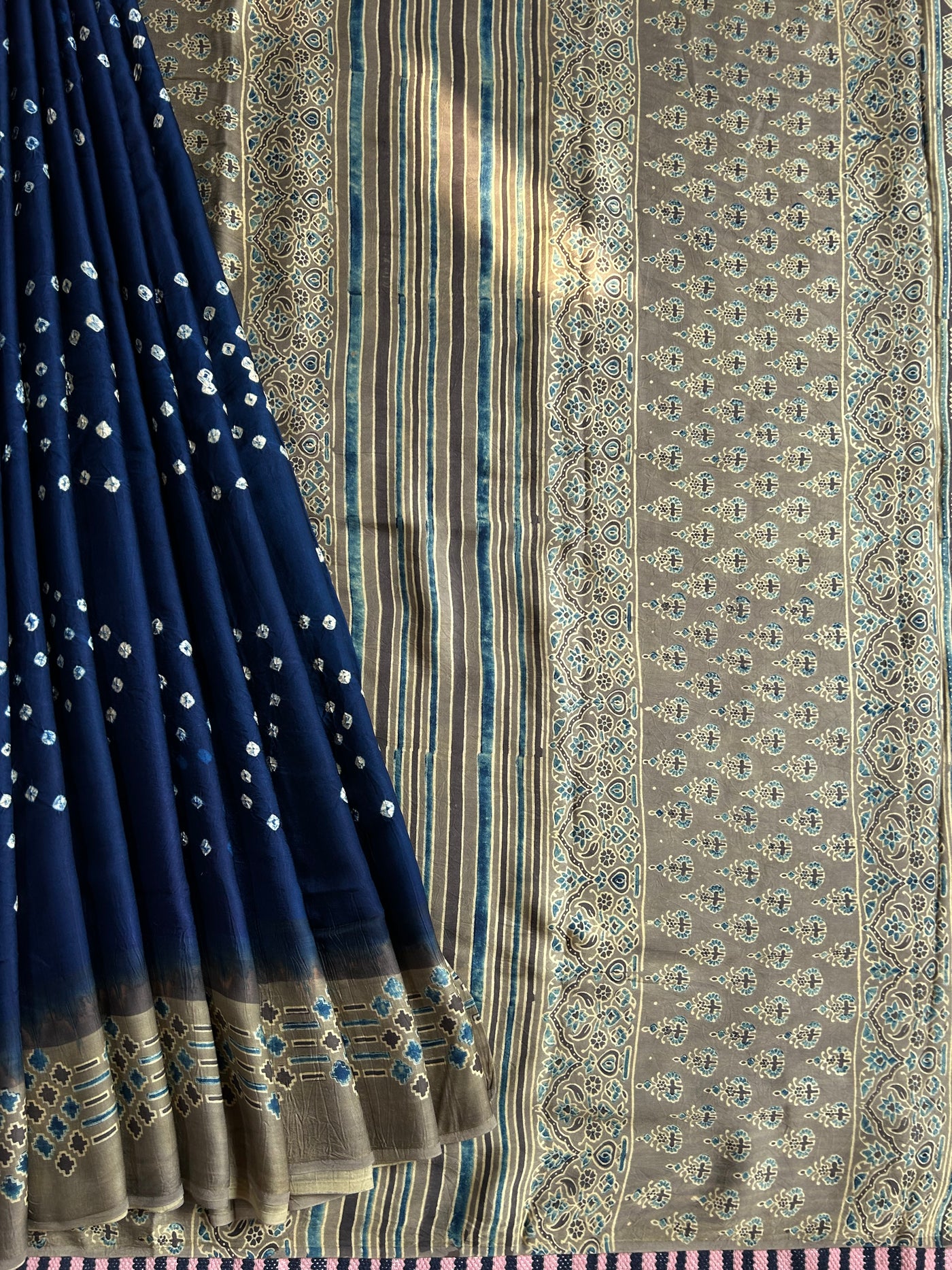 Nazrana: AJRAKH BANDHEJ MODAL SILK SAREE