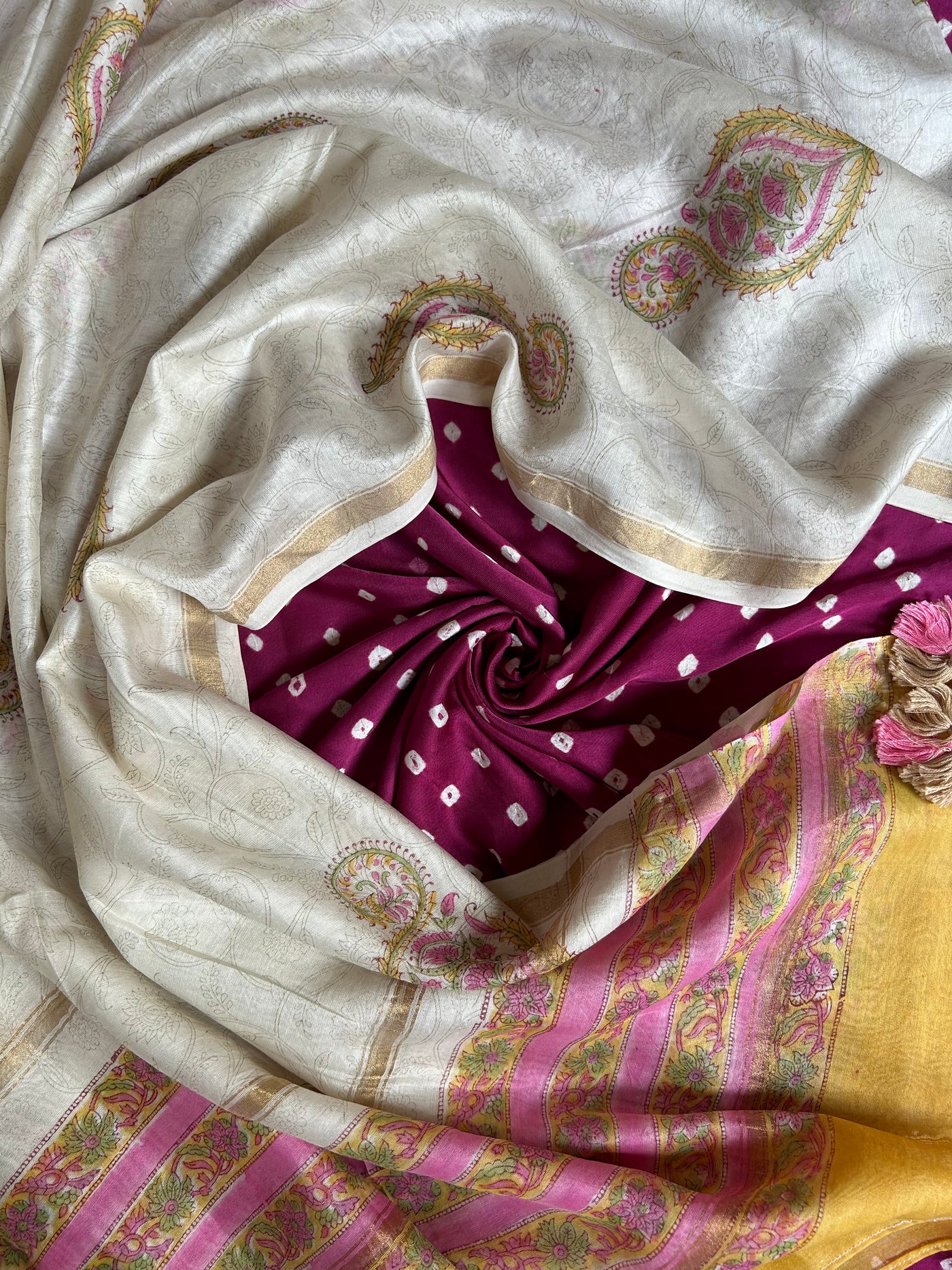 SOFIA : HANDBLOCK BAGRU CHANDERI SILK DUPATTA WITH DYED MODAL SILK BANDHANI SUIT SET