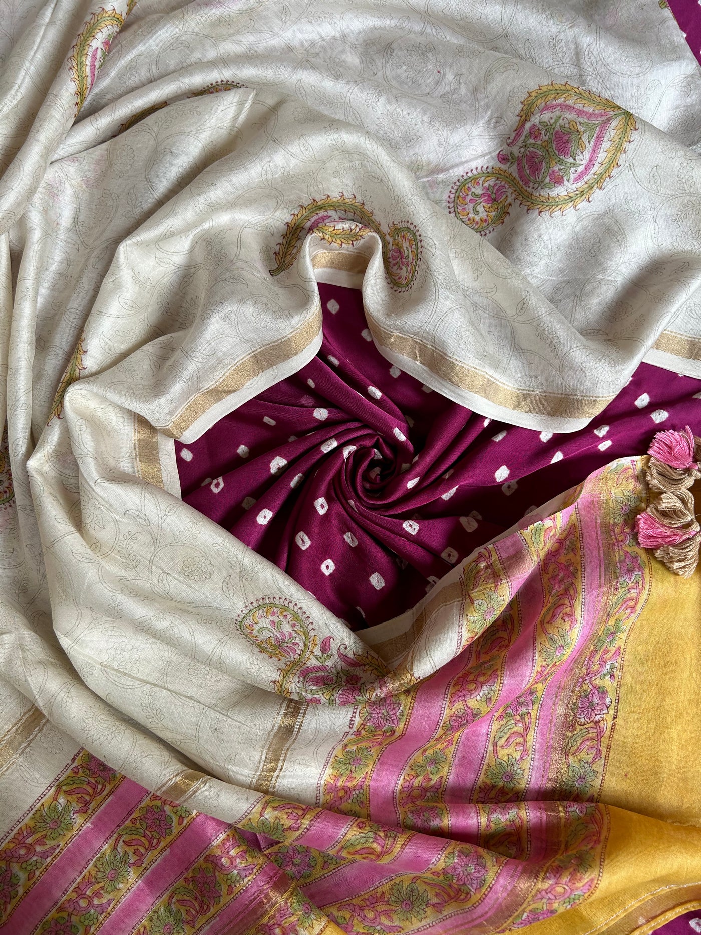 SOFIA : HANDBLOCK BAGRU CHANDERI SILK DUPATTA WITH DYED MODAL SILK BANDHANI SUIT SET